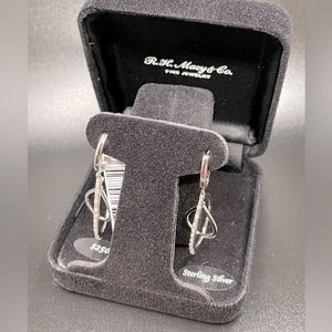 NWT-Macy’s Diamond Interlocking Drop Earrings